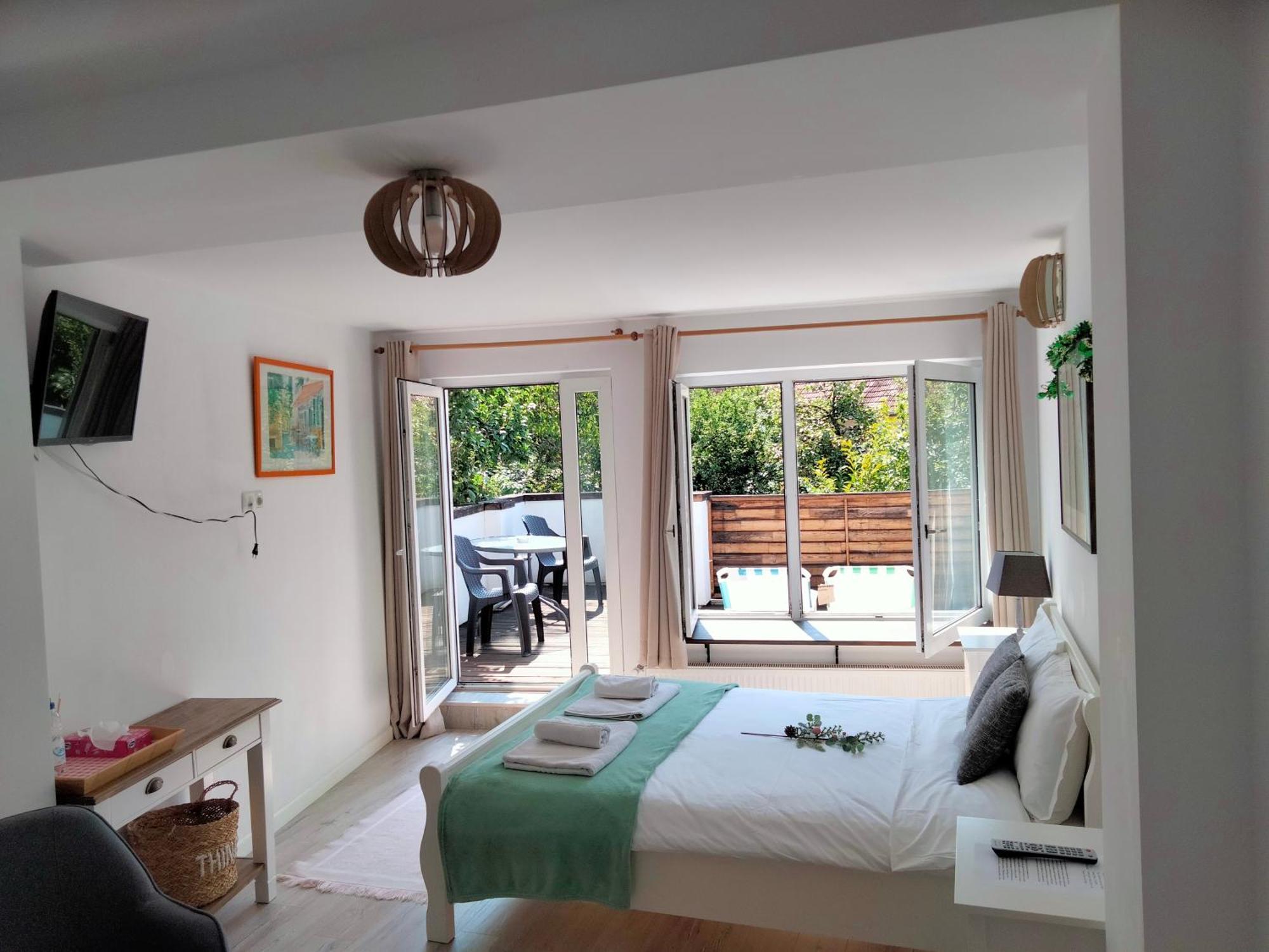 브라쇼브 Casa Scheiana B&B 외부 사진